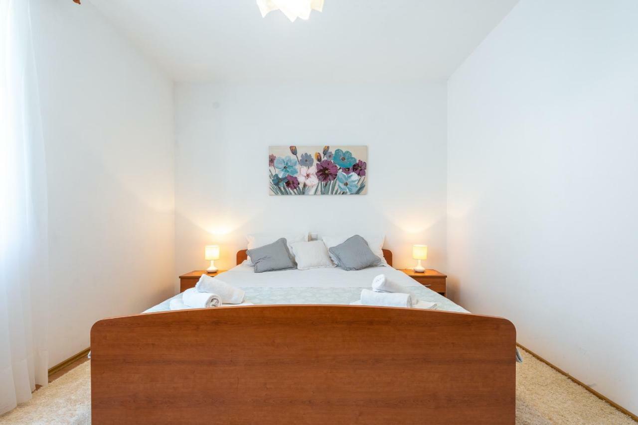 Apartment Jele ดูบรอฟนิก ภายนอก รูปภาพ